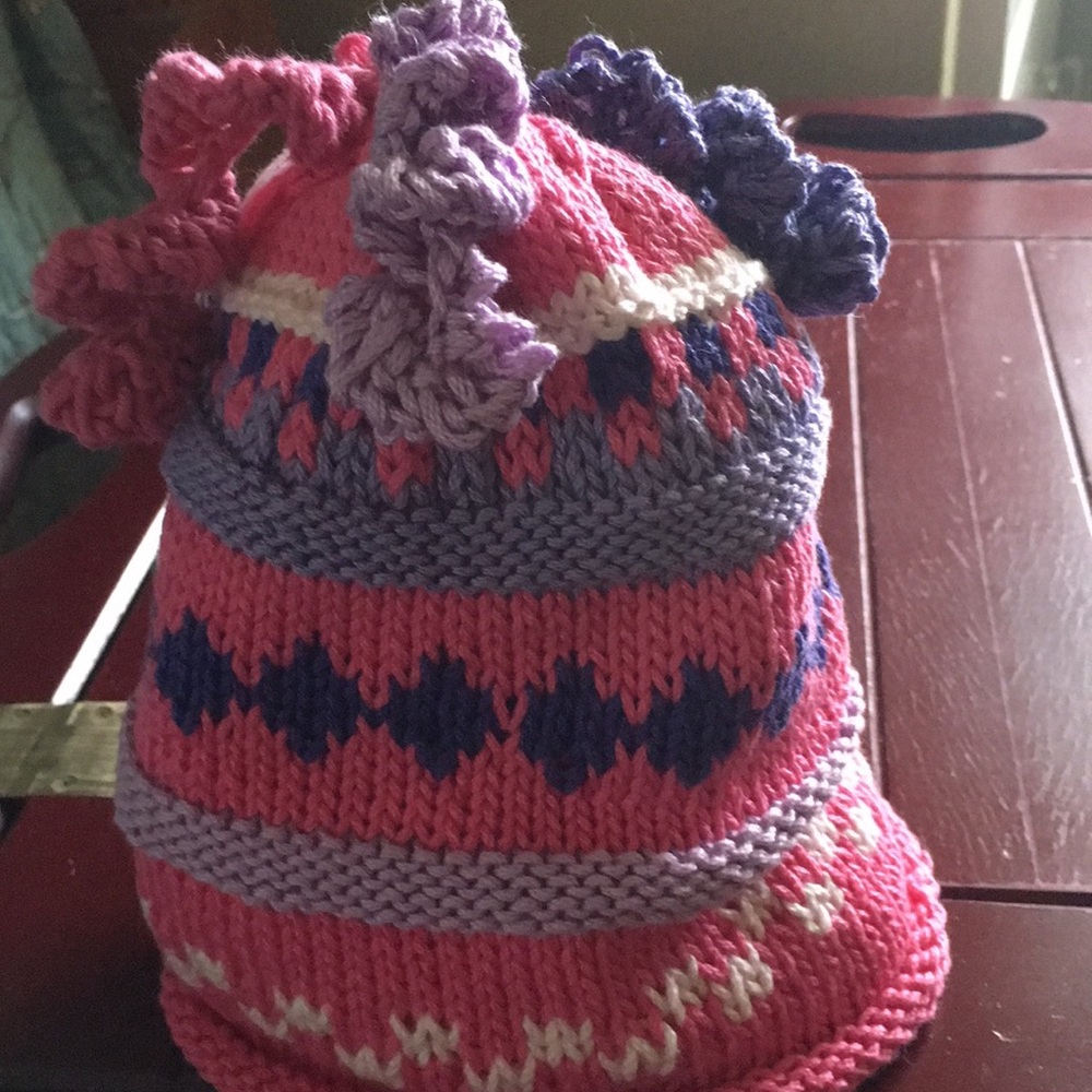 Child’s hat.. - Picture 3 of 3